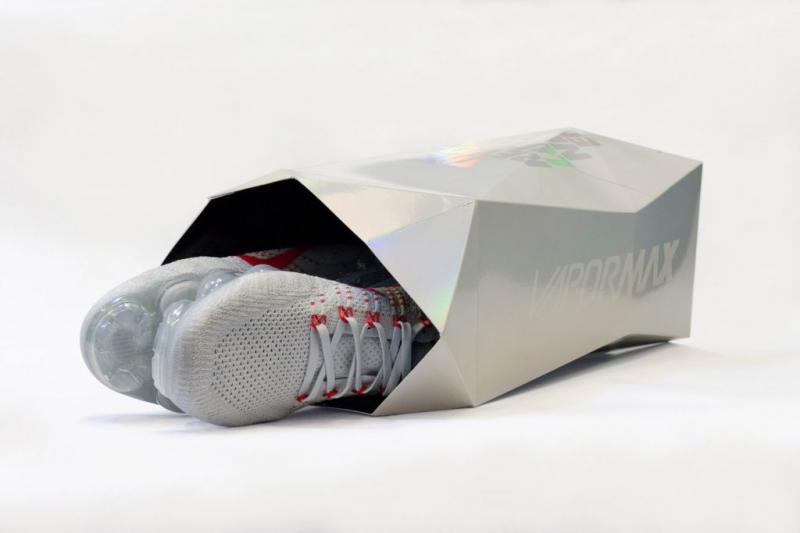 Embalagem Nike inspirada em origami