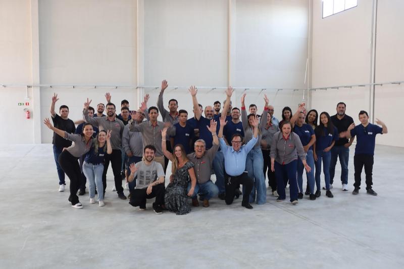 DELTA RÓTULOS E ETIQUETAS CELEBRA 20 ANOS DE EXCELÊNCIA EM 2024
